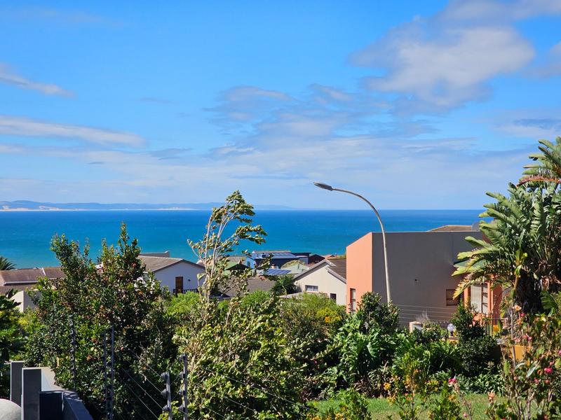 0 Bedroom Property for Sale in Wavecrest Eastern Cape